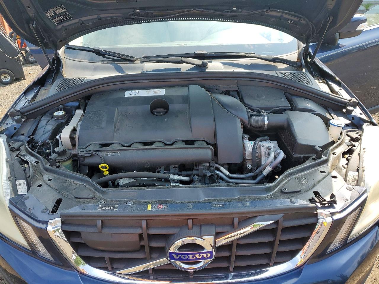 2013 VOLVO XC60