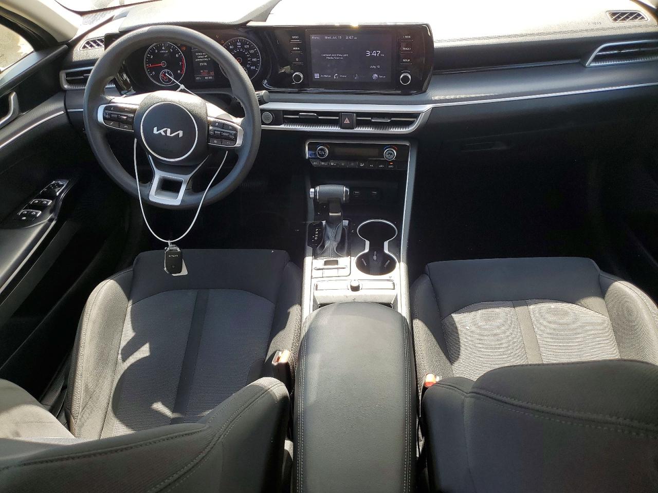 2022 KIA K5