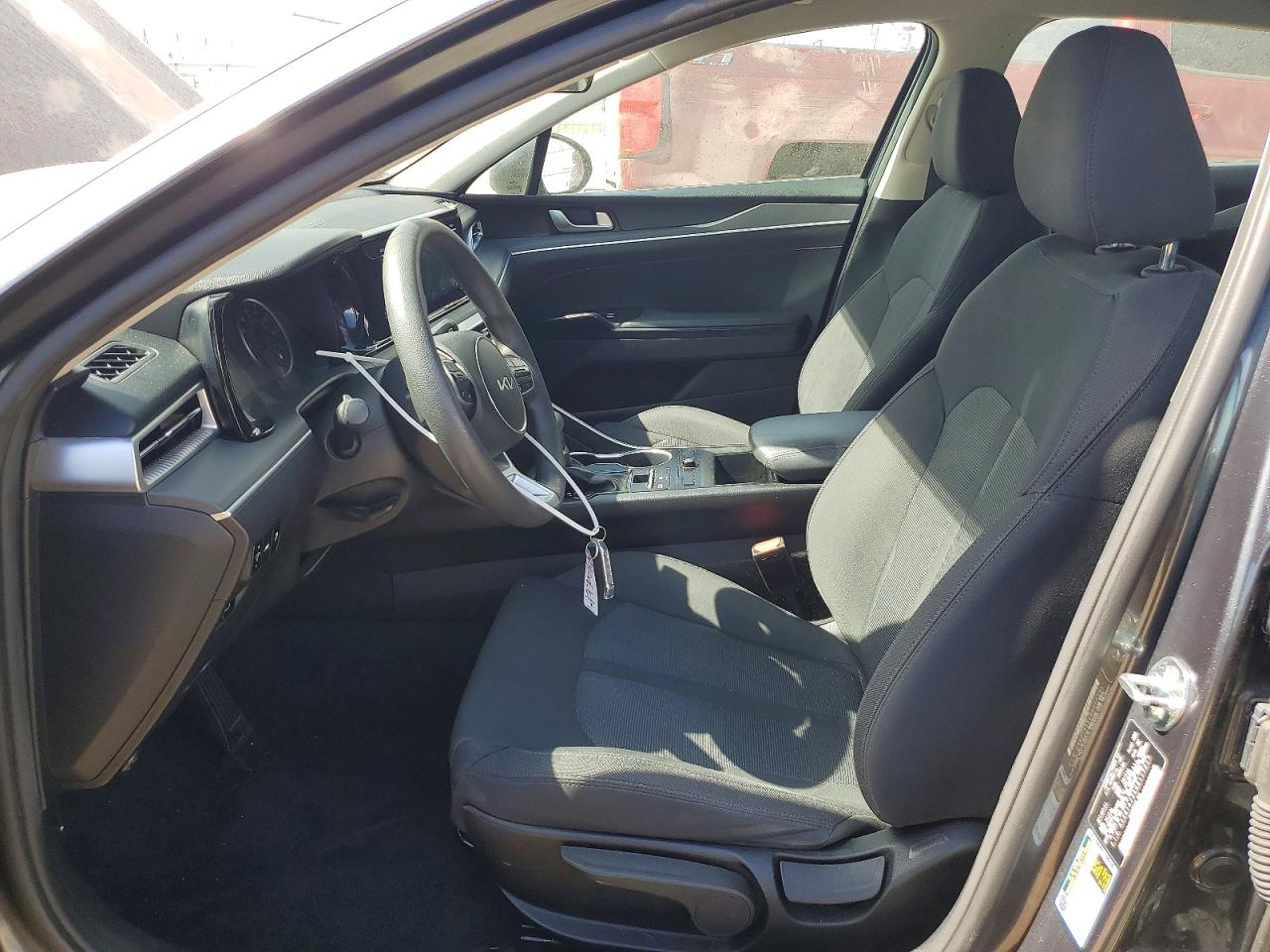 2022 KIA K5