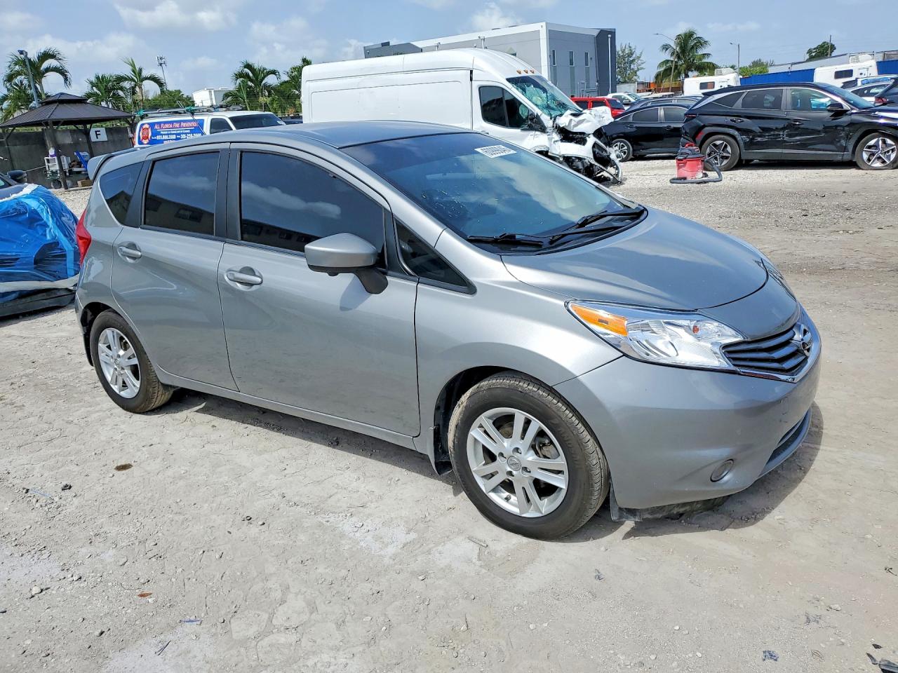 2014 NISSAN VERSA
