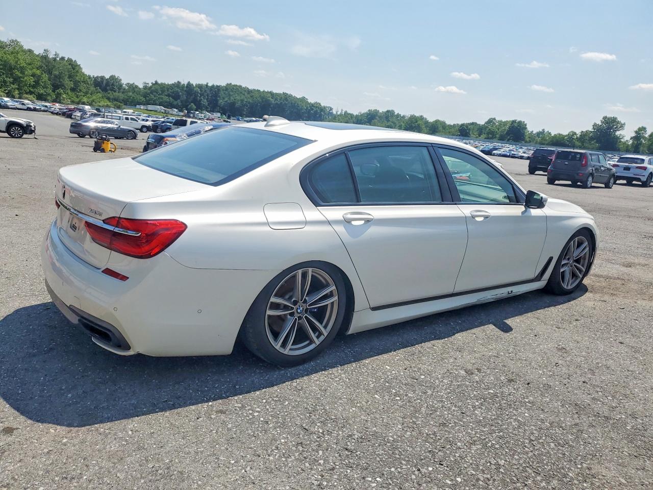 2016 BMW 7 SERIES