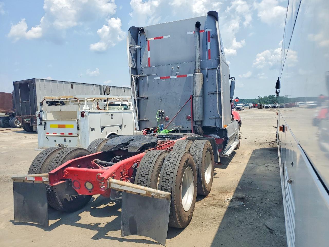 2001 FREIGHTLINER ALL OTHER