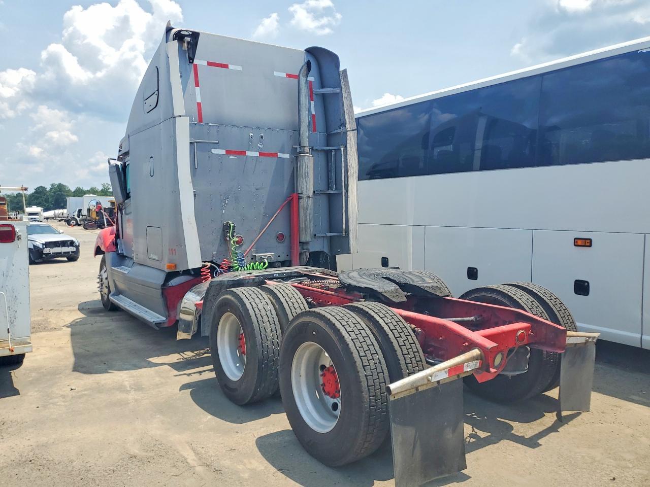 2001 FREIGHTLINER ALL OTHER