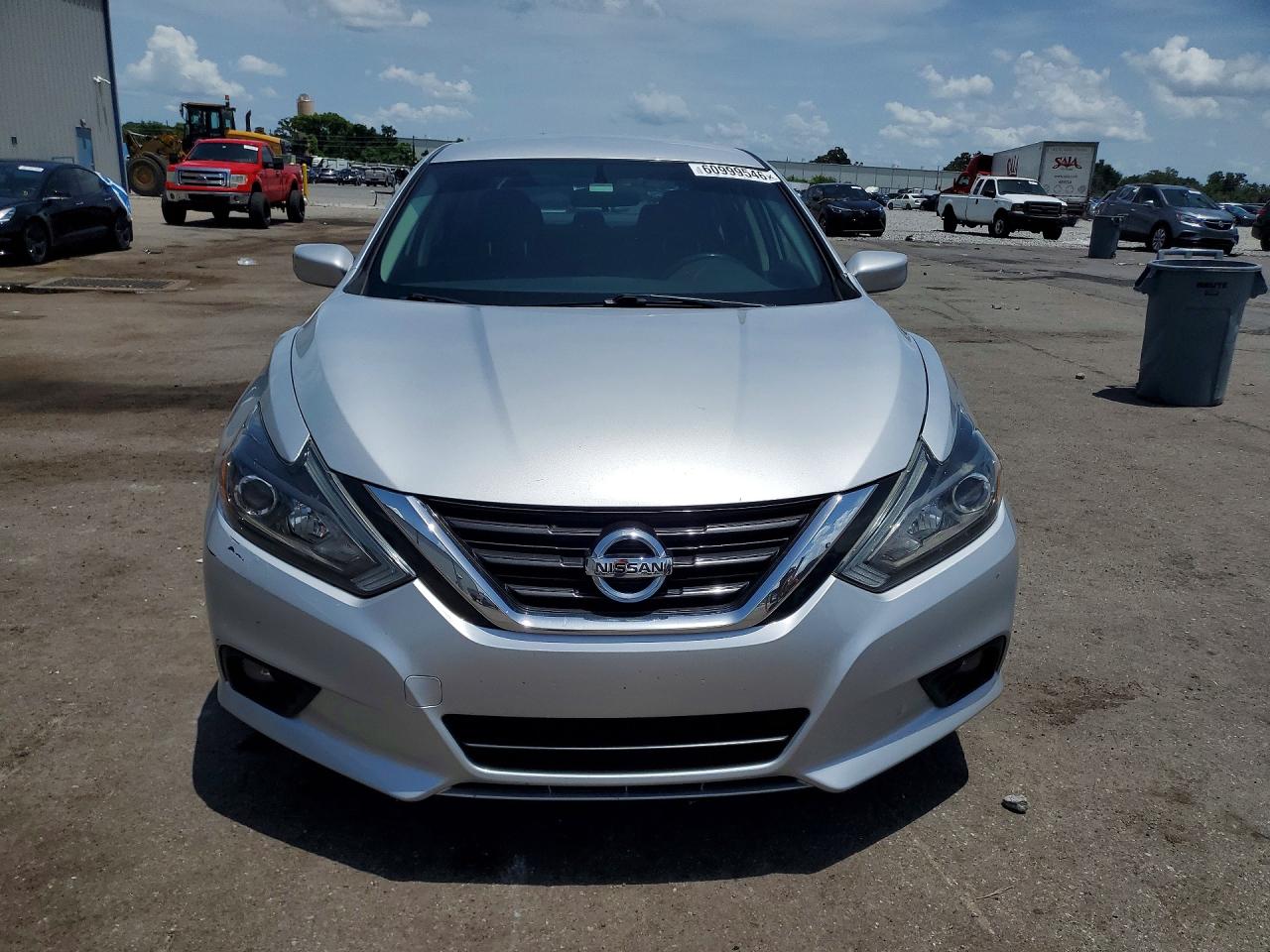 2017 NISSAN ALTIMA