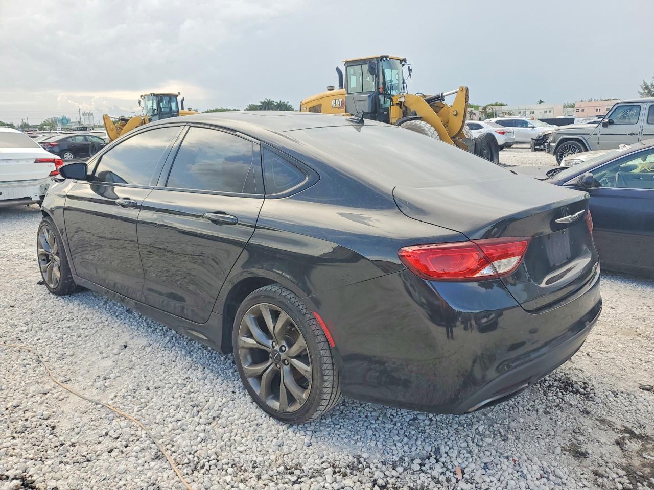 2015 CHRYSLER 200