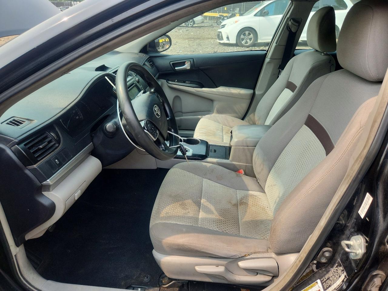2014 TOYOTA CAMRY