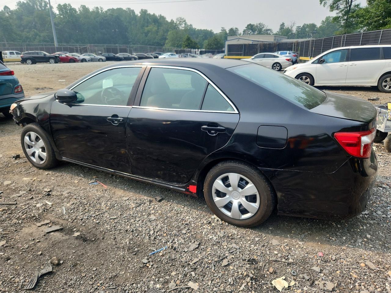 2014 TOYOTA CAMRY