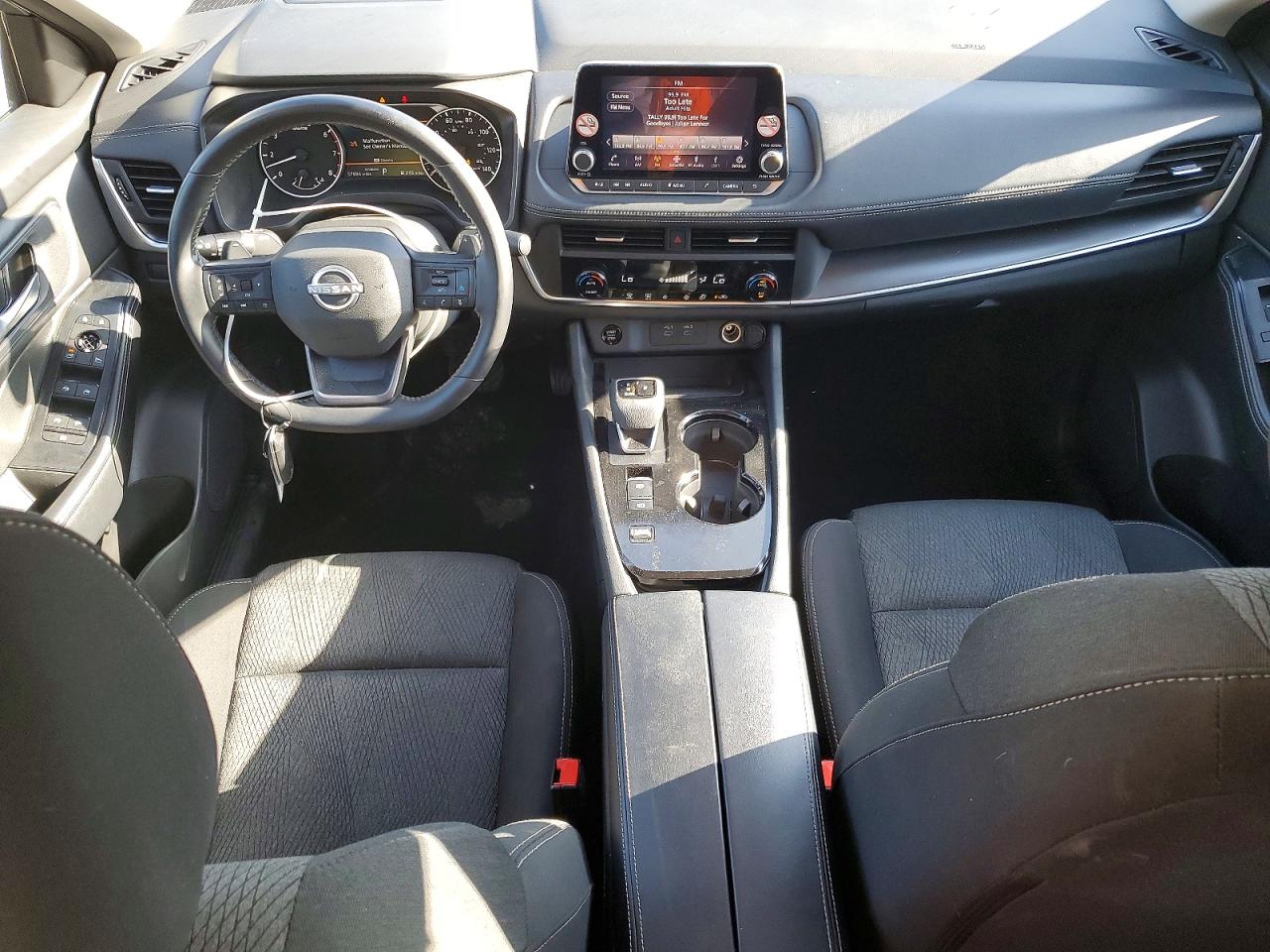 2025 NISSAN ROGUE