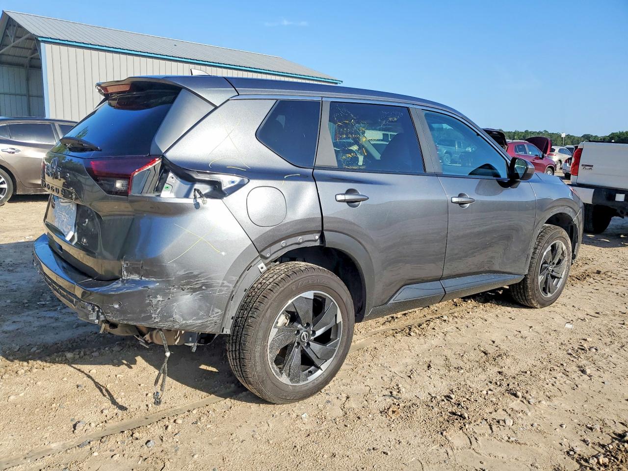 2025 NISSAN ROGUE