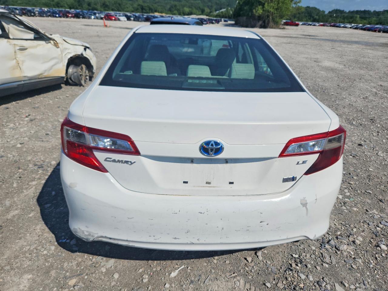 2013 TOYOTA CAMRY