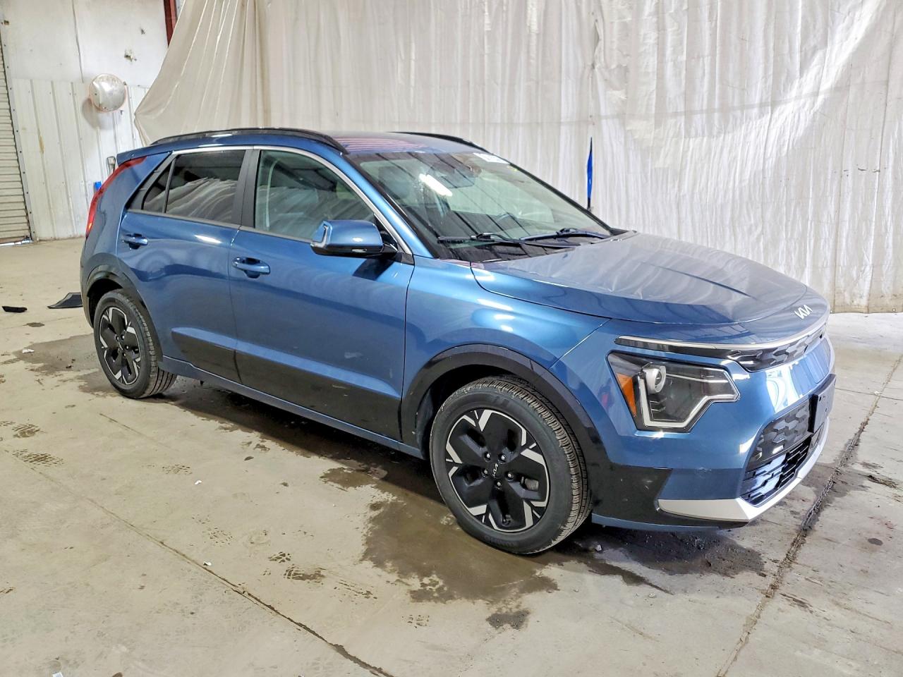 2023 KIA NIRO