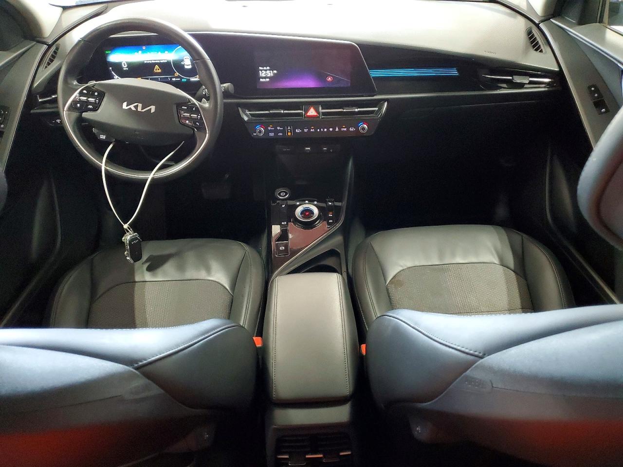2023 KIA NIRO