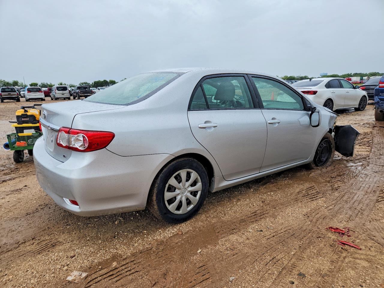 2011 TOYOTA COROLLA