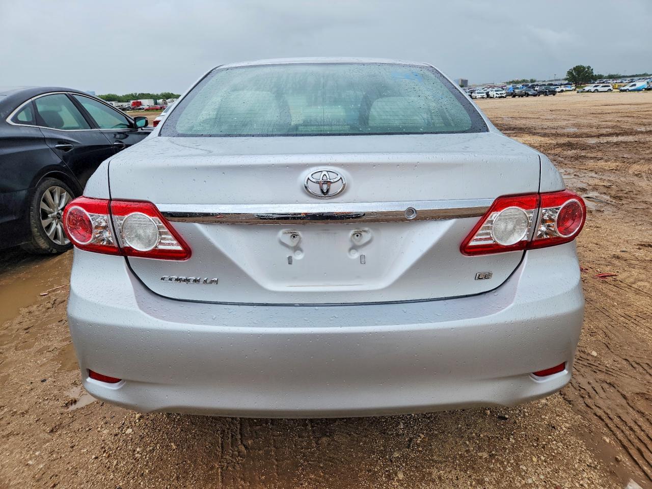 2011 TOYOTA COROLLA