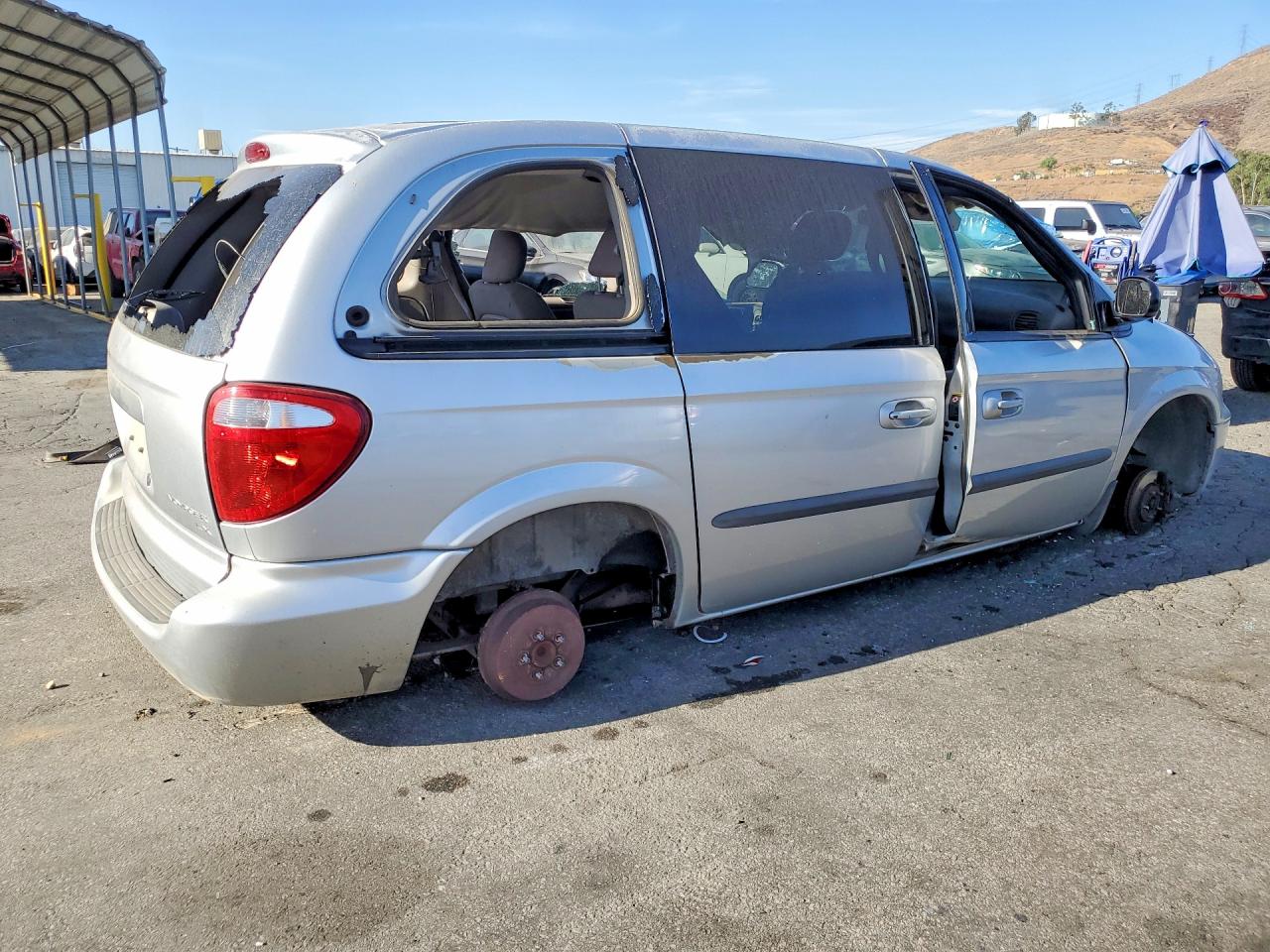 2003 CHRYSLER MINIVAN