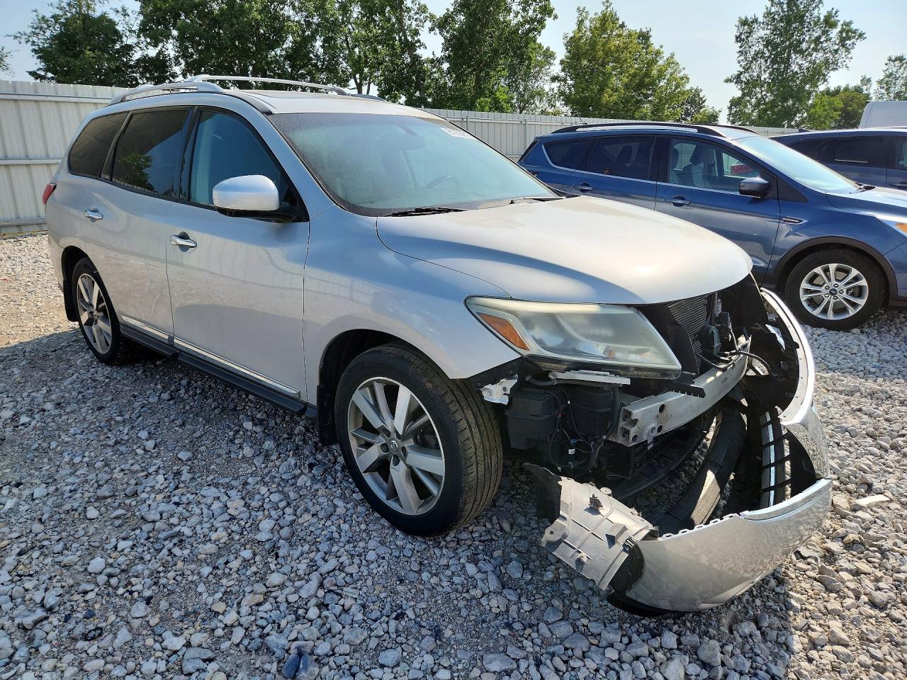 2014 NISSAN PATHFINDER