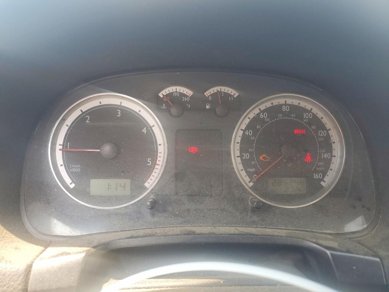2005 VOLKSWAGEN JETTA