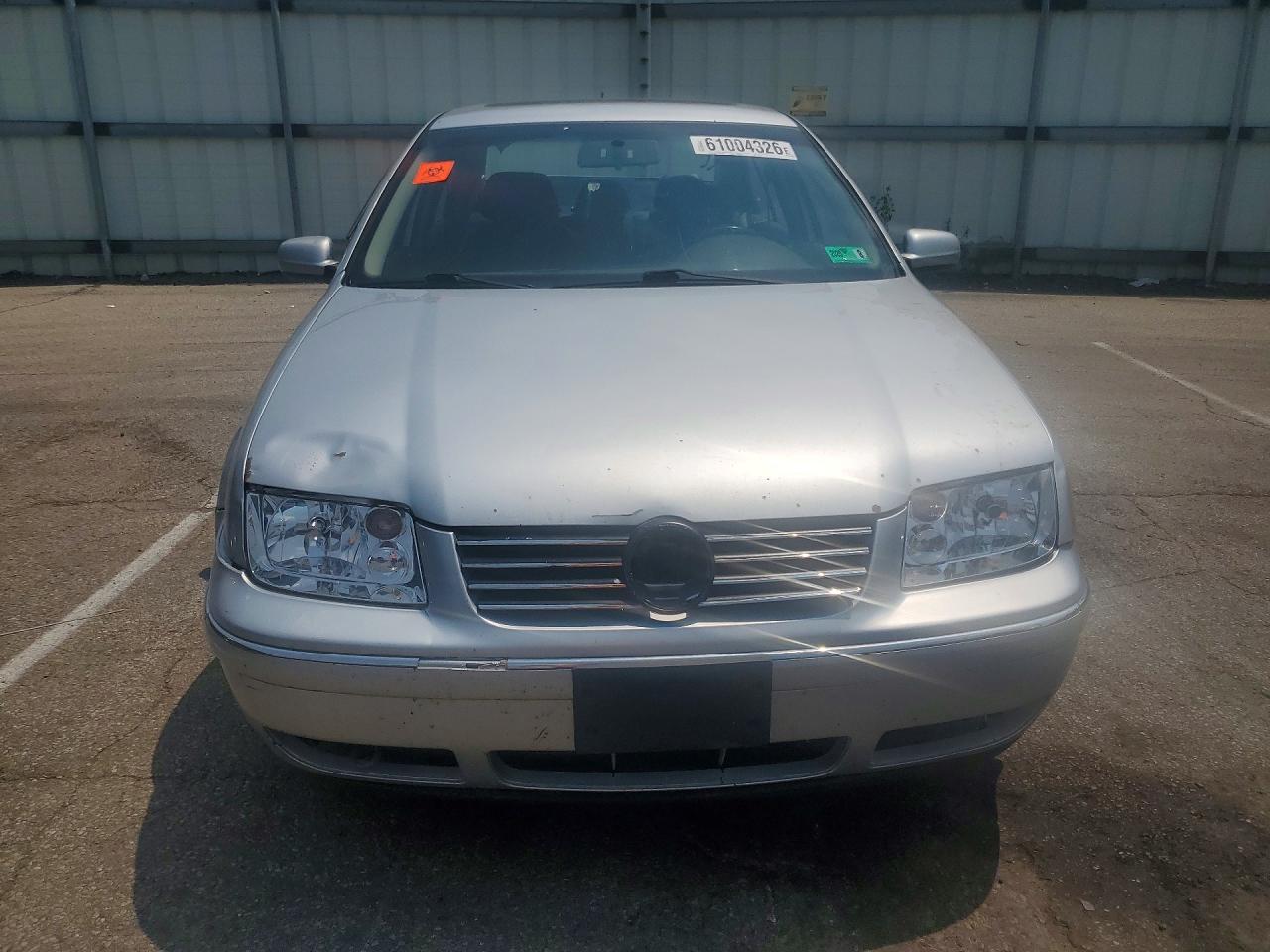 2005 VOLKSWAGEN JETTA
