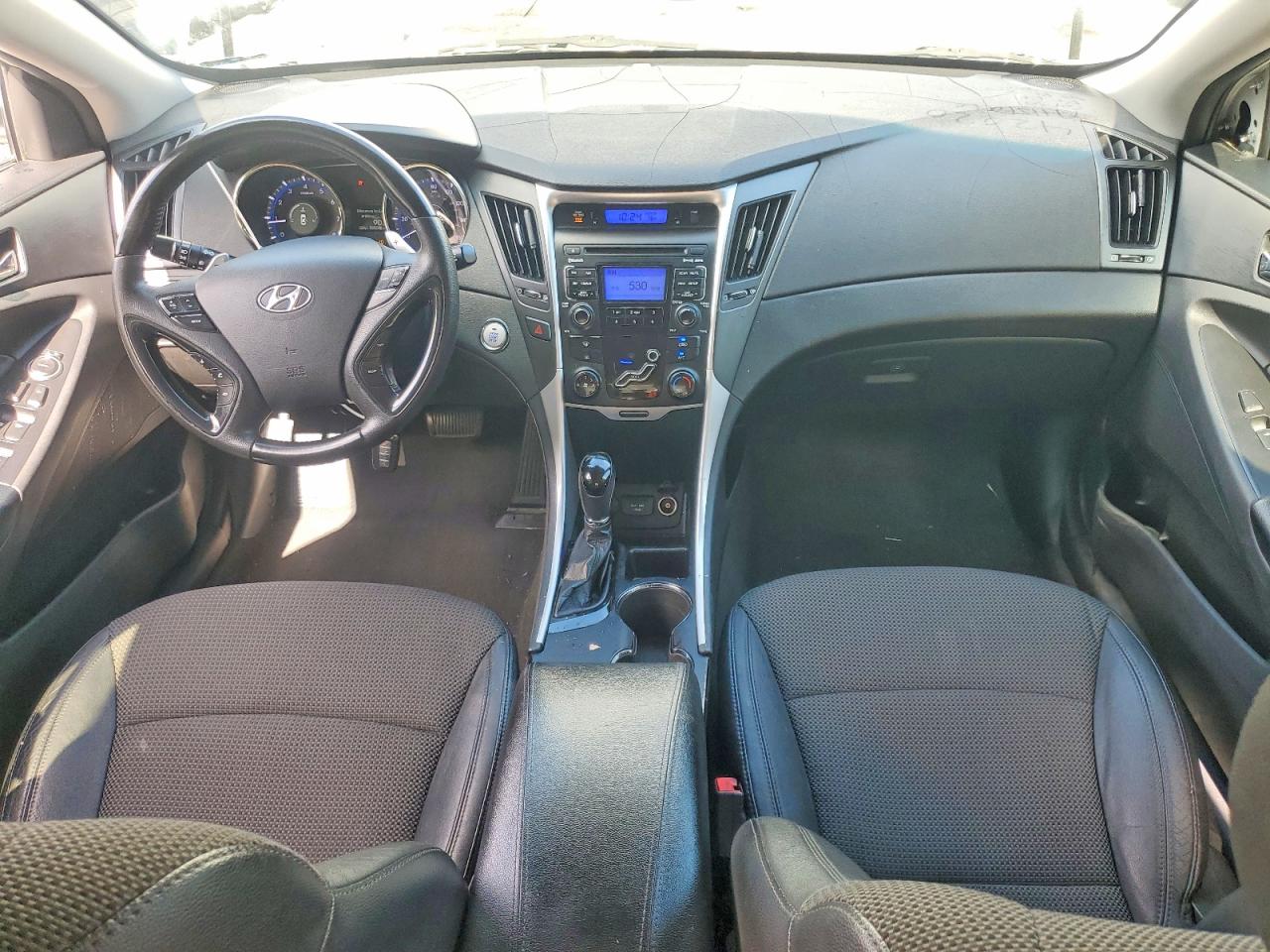 2011 HYUNDAI SONATA