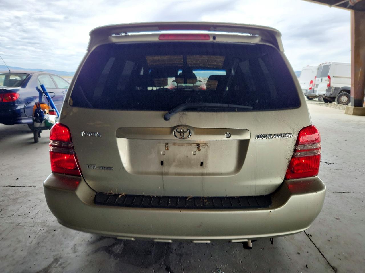 2003 TOYOTA HIGHLANDER