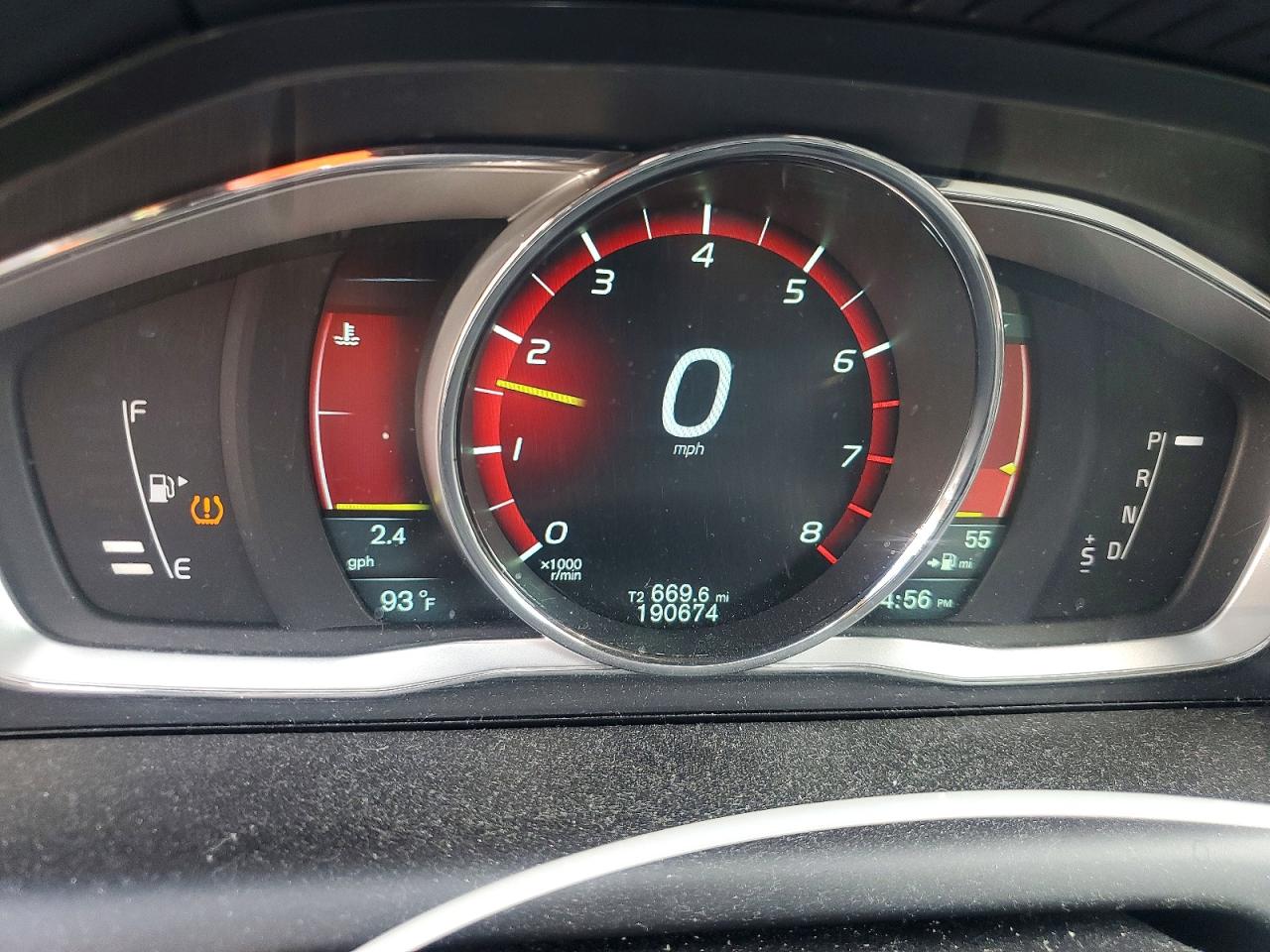 2015 VOLVO XC60