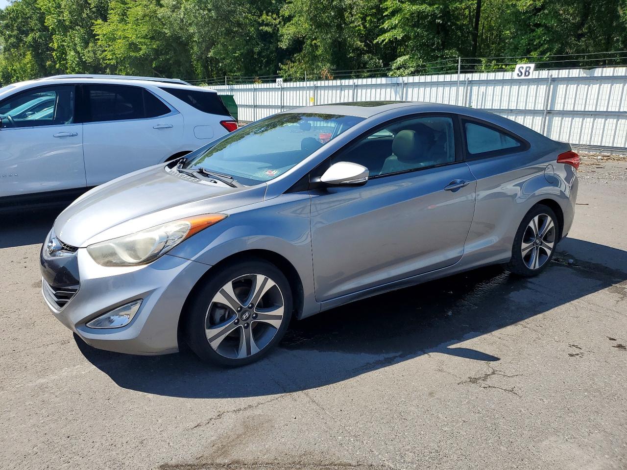 2013 HYUNDAI ELANTRA