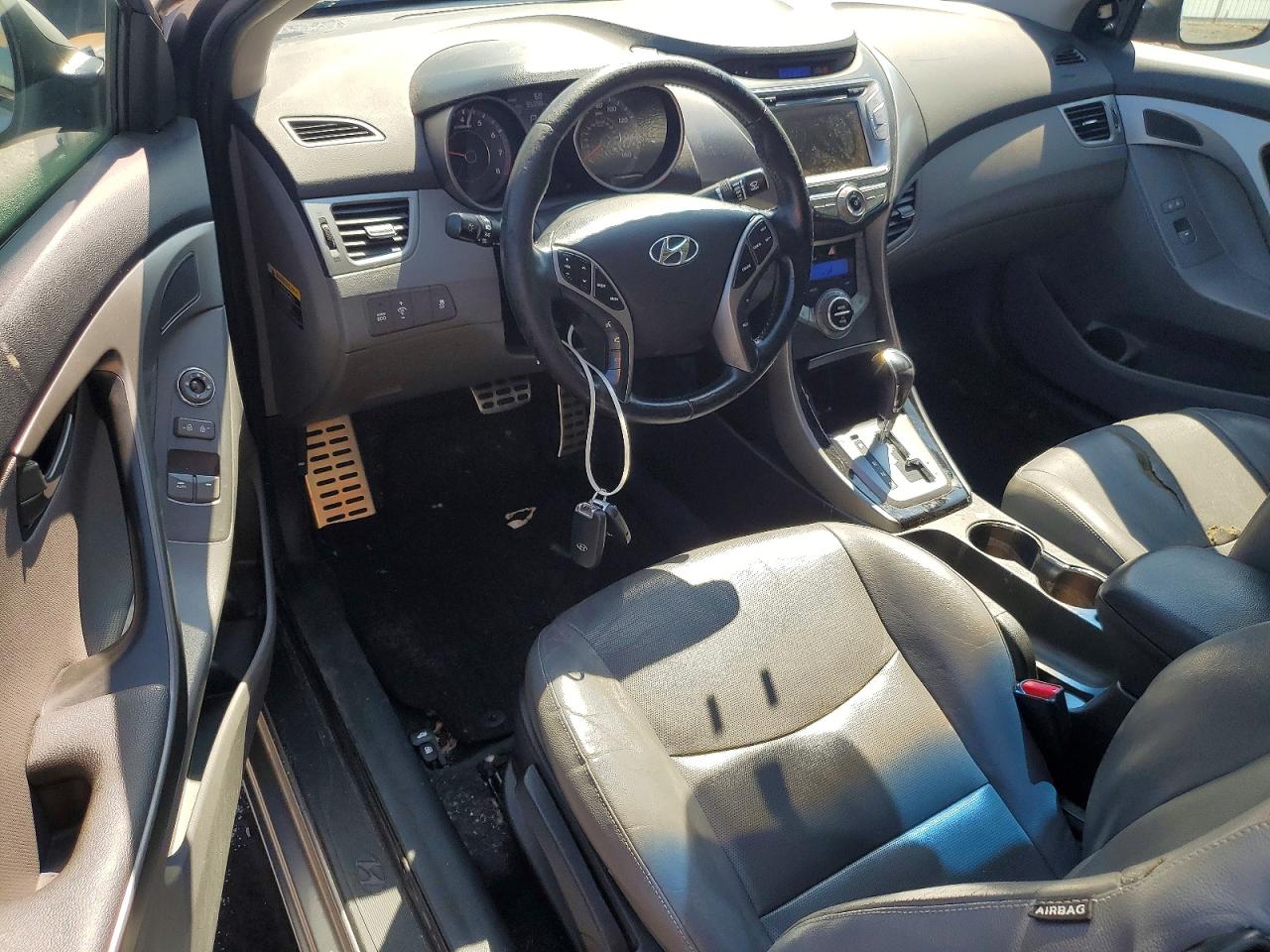 2013 HYUNDAI ELANTRA