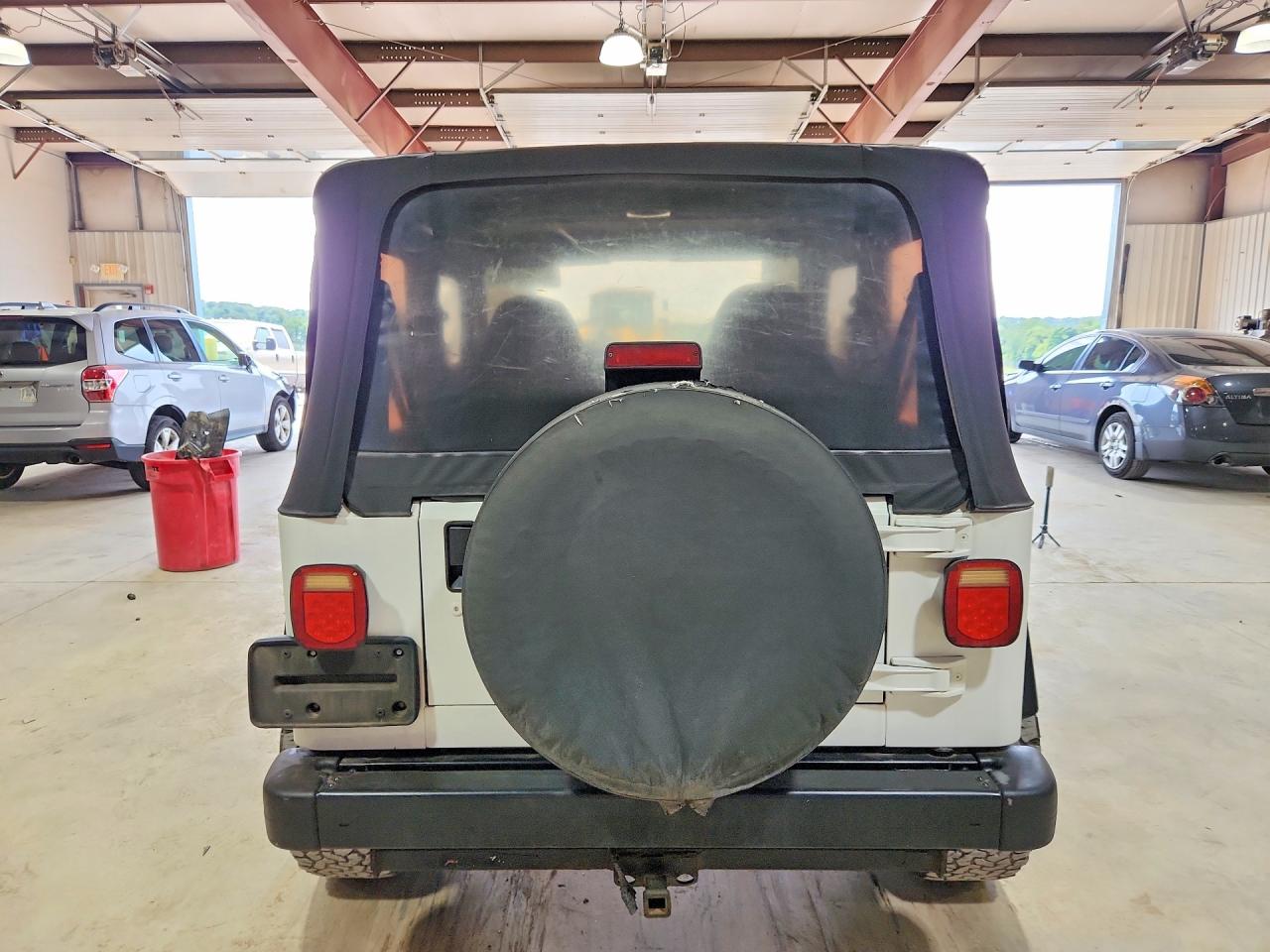 2000 JEEP WRANGLER