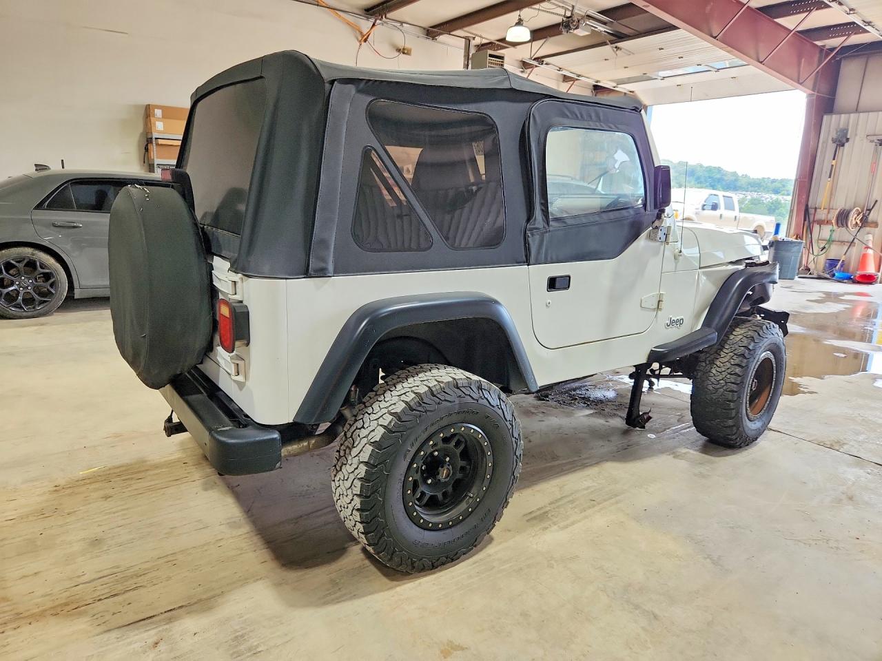 2000 JEEP WRANGLER