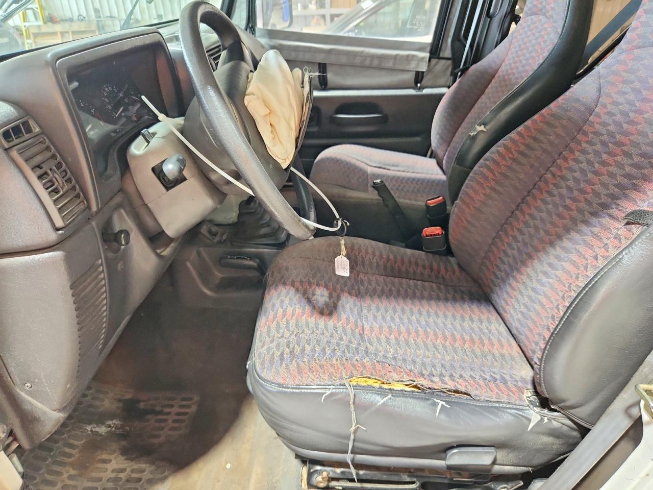 2000 JEEP WRANGLER