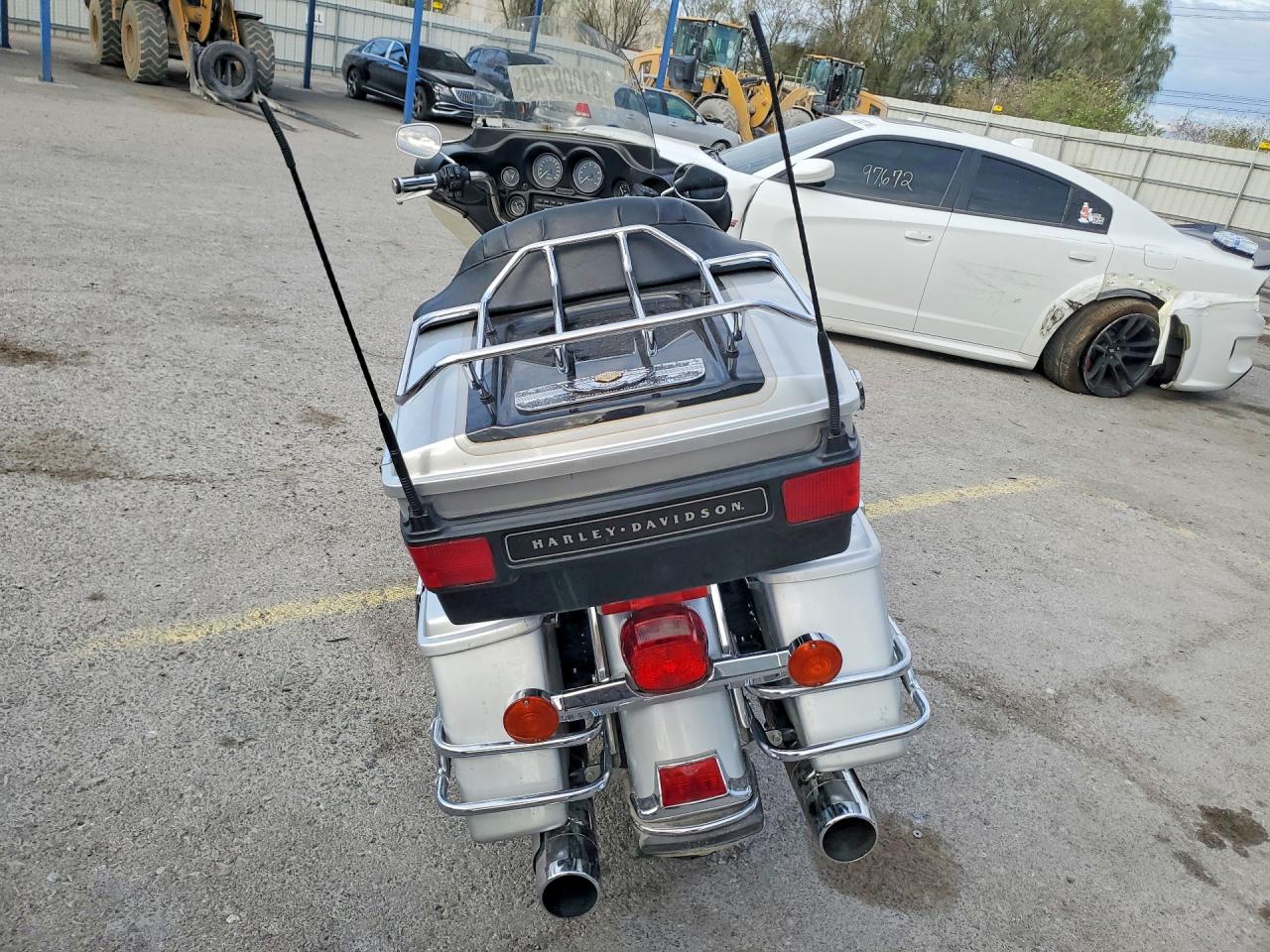 2003 HARLEY-DAVIDSON FL