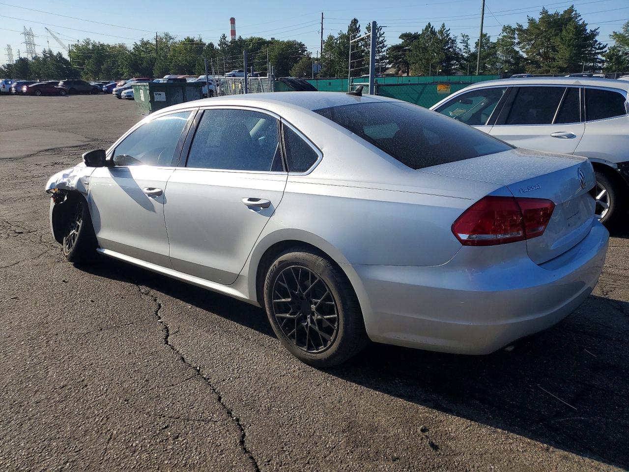 2015 VOLKSWAGEN PASSAT
