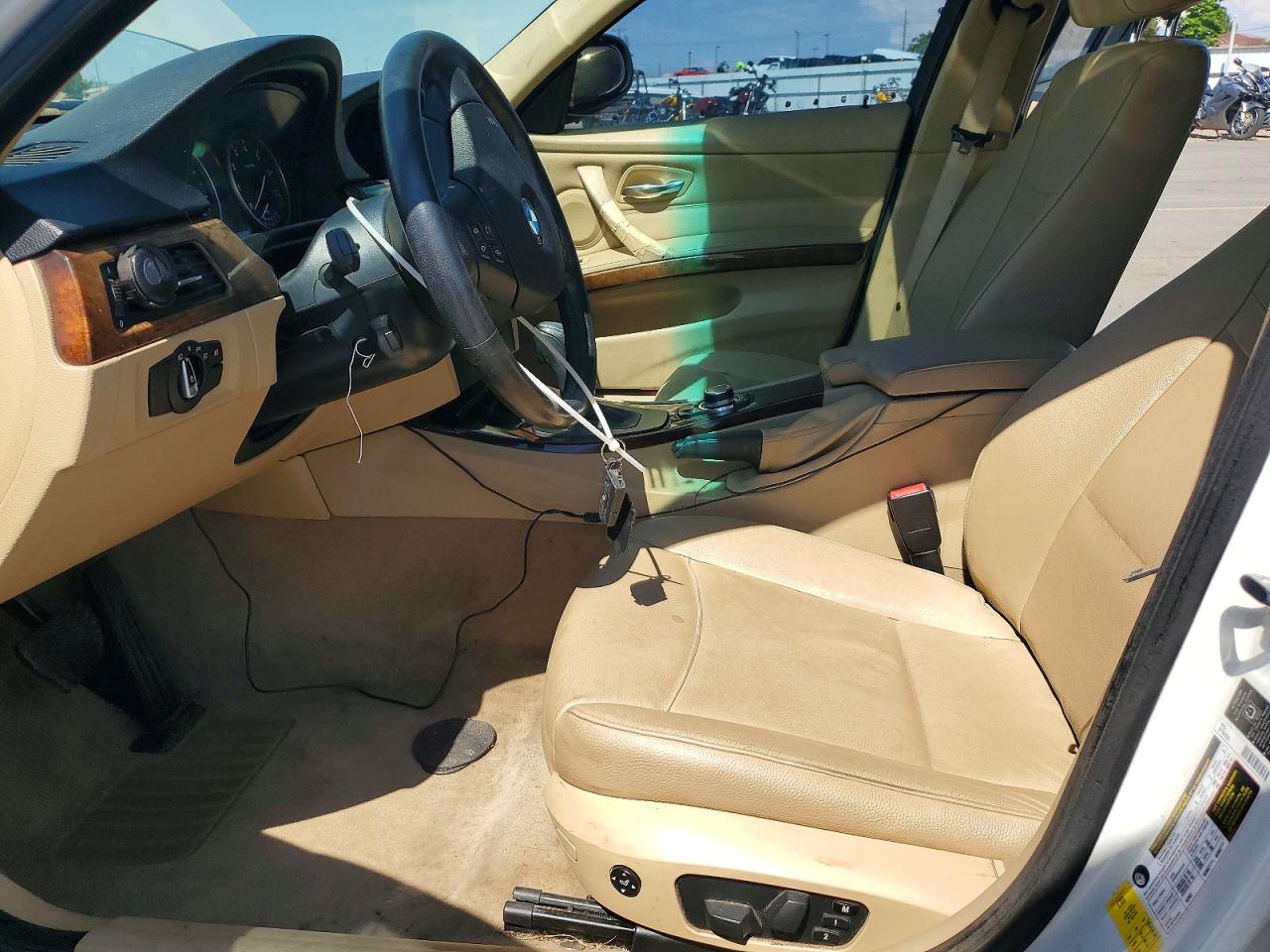 2010 BMW 3 SERIES