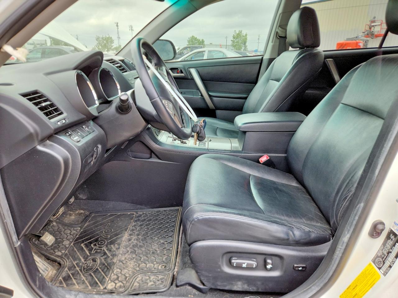 2009 TOYOTA HIGHLANDER