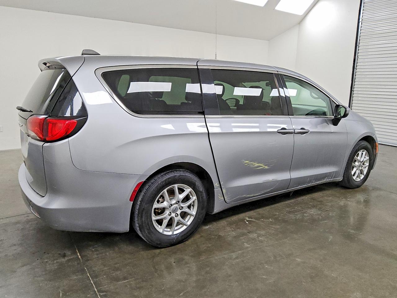 2021 CHRYSLER MINIVAN