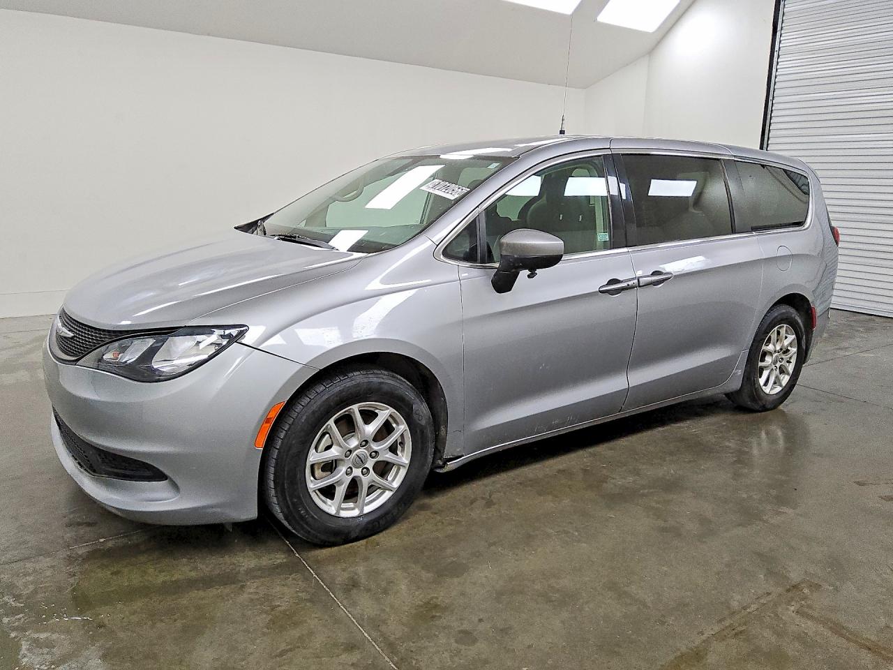 2021 CHRYSLER MINIVAN