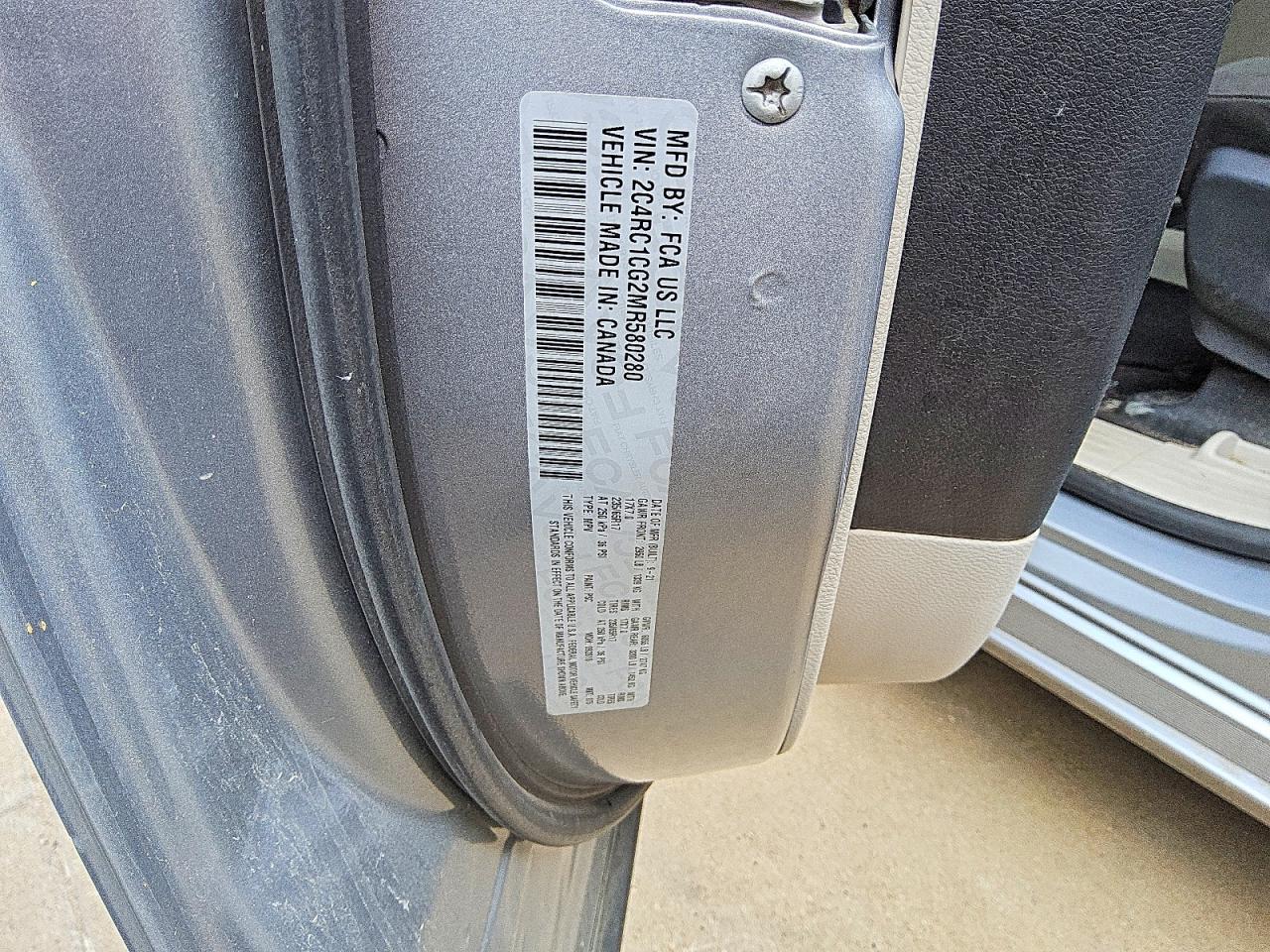 2021 CHRYSLER MINIVAN