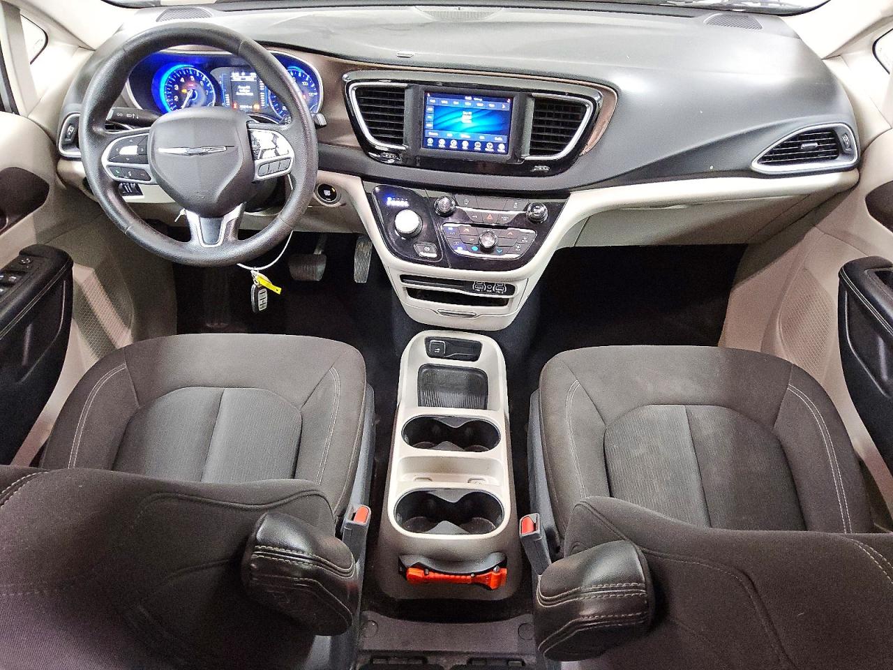 2021 CHRYSLER MINIVAN
