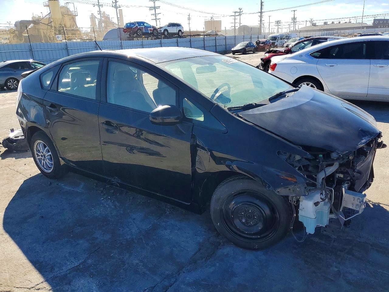 2011 TOYOTA PRIUS