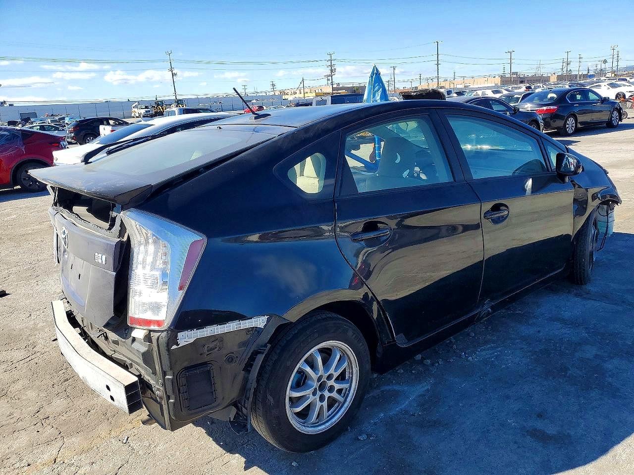 2011 TOYOTA PRIUS