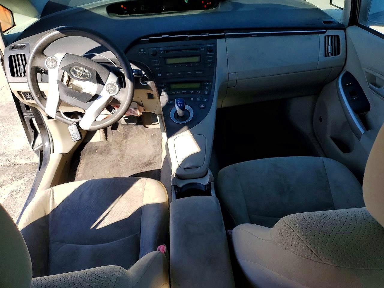 2011 TOYOTA PRIUS