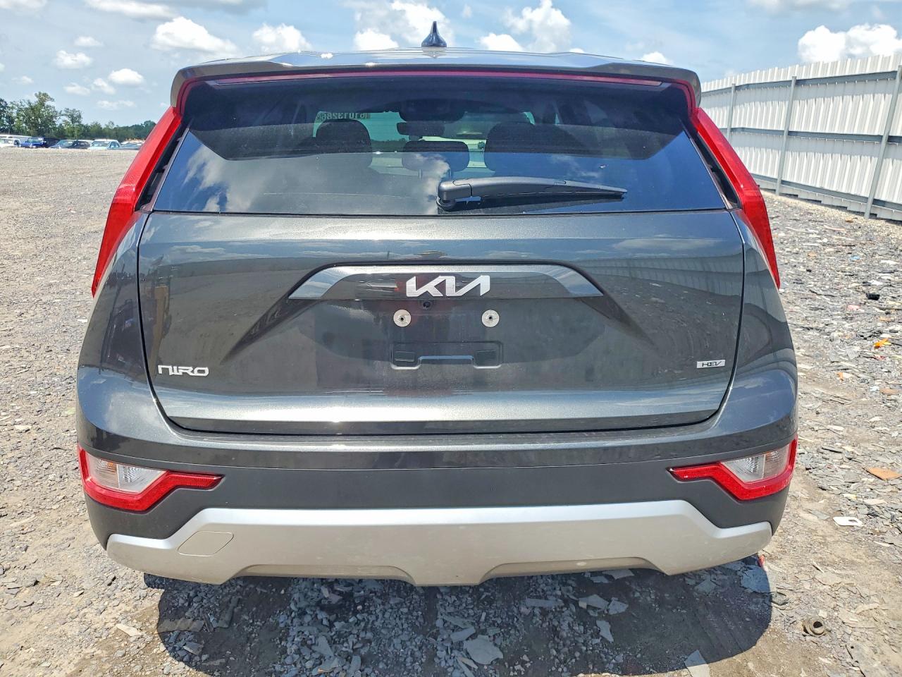 2026 KIA NIRO