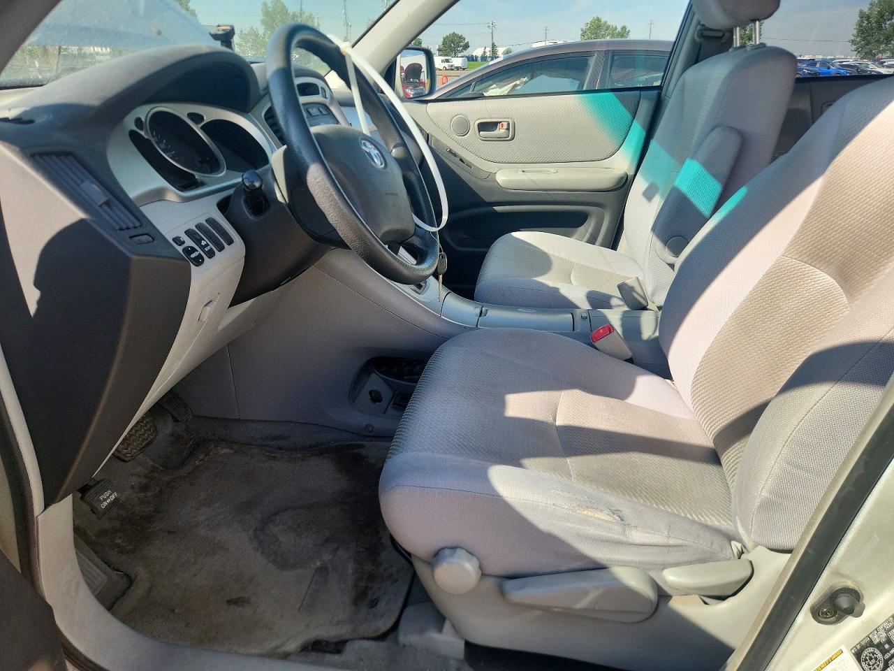 2005 TOYOTA HIGHLANDER