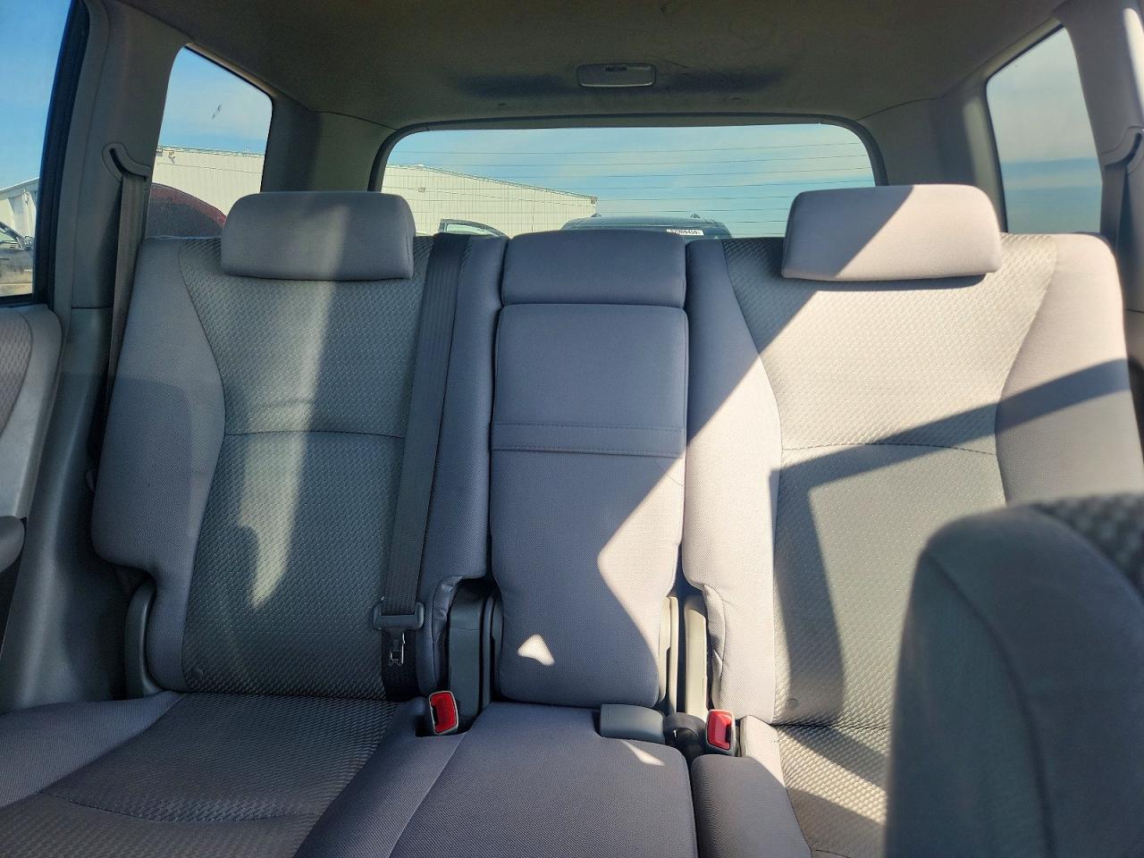 2005 TOYOTA HIGHLANDER