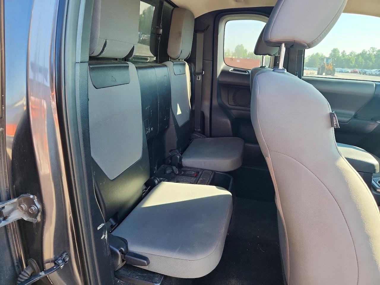 2016 TOYOTA TACOMA