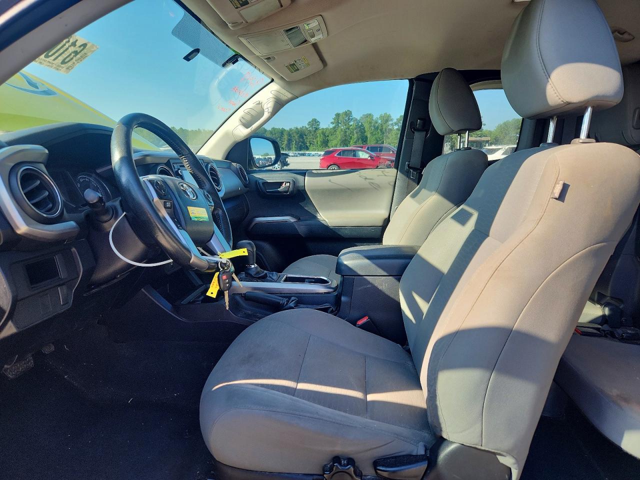 2016 TOYOTA TACOMA