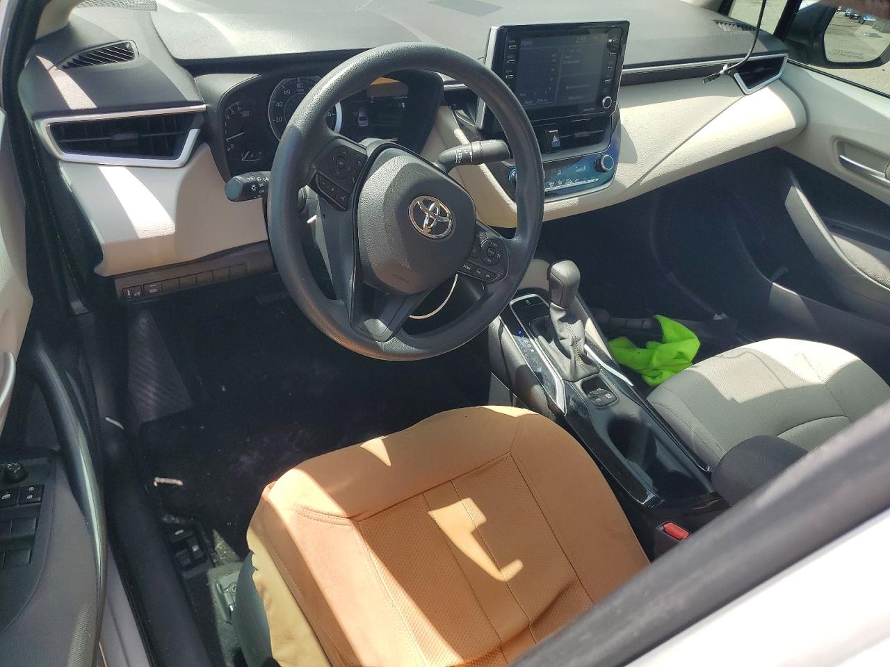 2021 TOYOTA COROLLA