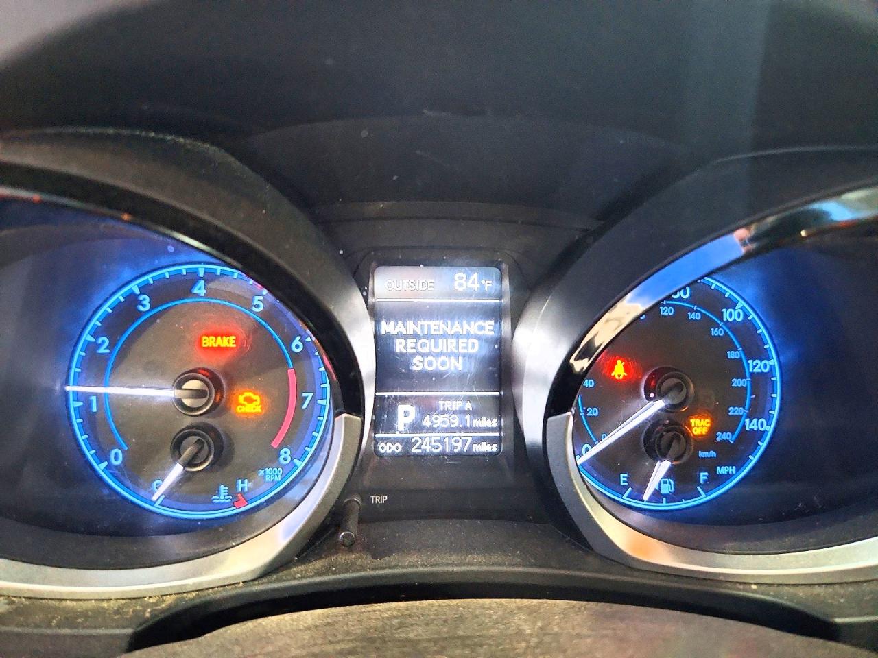2016 TOYOTA COROLLA