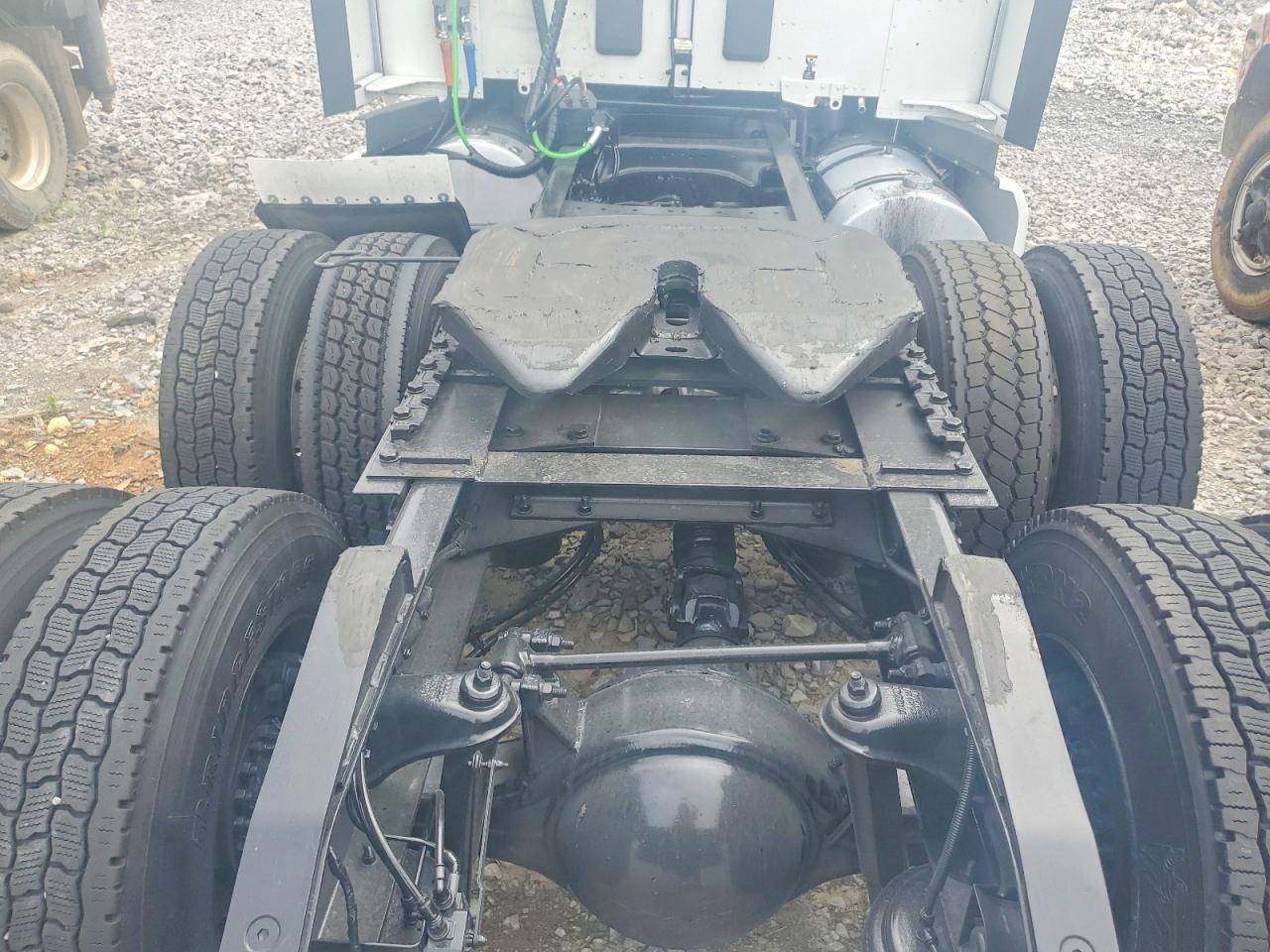2021 KENWORTH T680