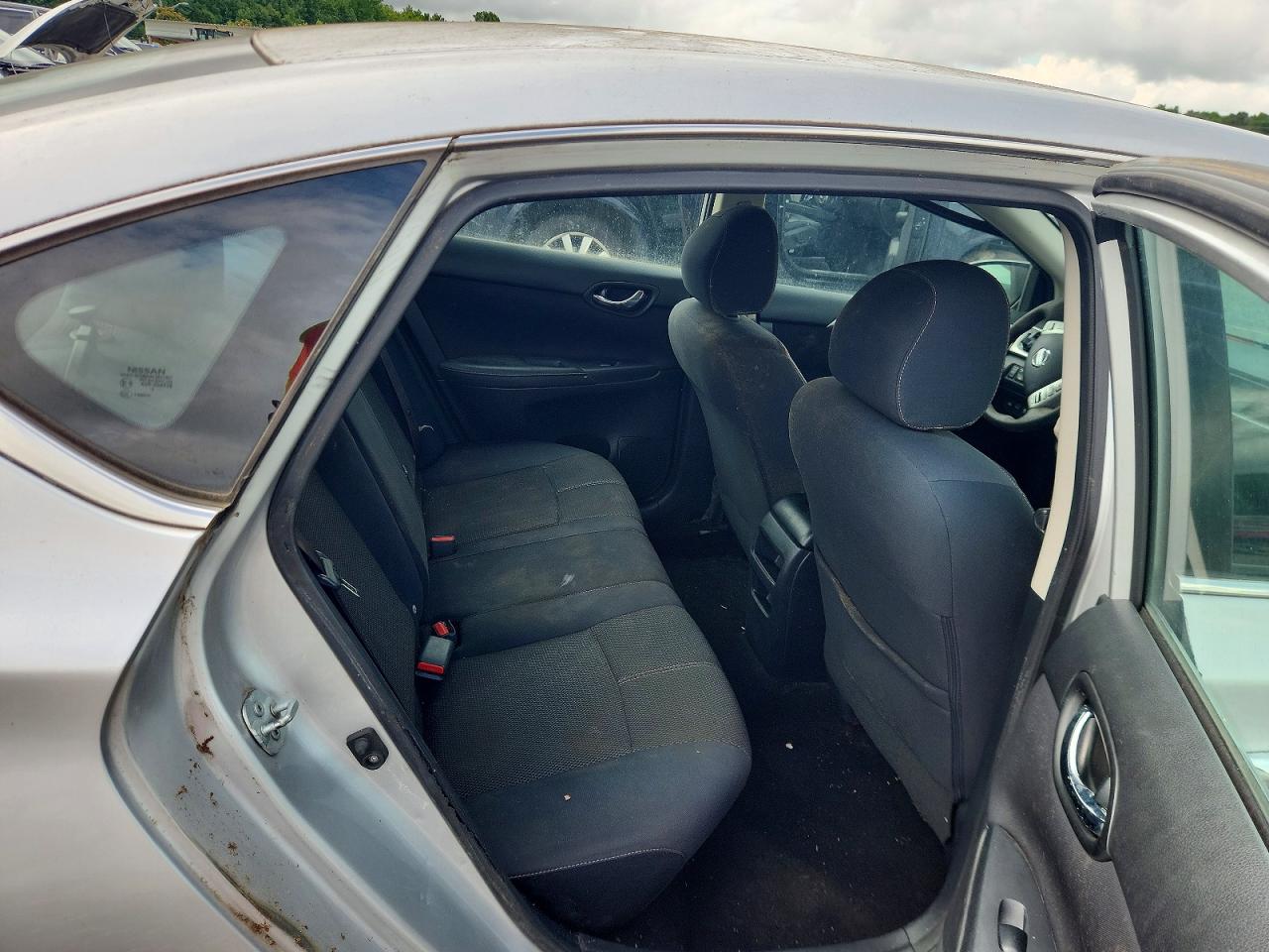 2016 NISSAN SENTRA